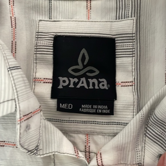 prAna Men’s Button Down Shirt - Picture 2 of 5